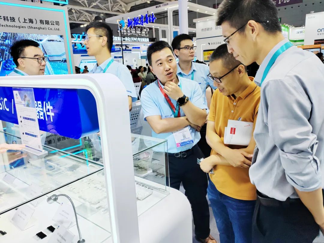 展會(huì)現(xiàn)場(chǎng)